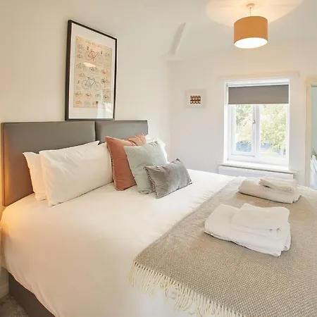 Host & - The Briar Holiday home *